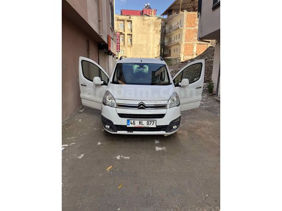 Sahibinden Citroen Berlingo 1.6 HDi Selection 2016 Model  250.000 km Beyaz
