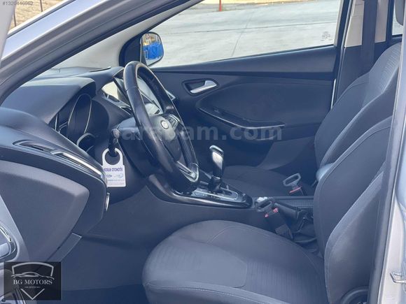 2017 FORD FOCUS 1.5 TDCİ TİTANİUM X LED MATRİX FAR OTOMATİK PARK