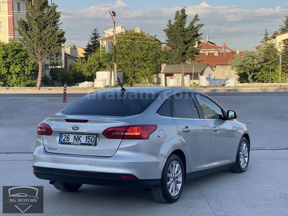 2017 FORD FOCUS 1.5 TDCİ TİTANİUM X LED MATRİX FAR OTOMATİK PARK