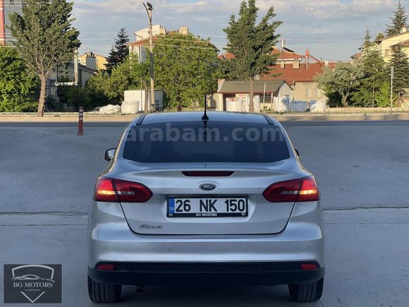 2017 FORD FOCUS 1.5 TDCİ TİTANİUM X LED MATRİX FAR OTOMATİK PARK