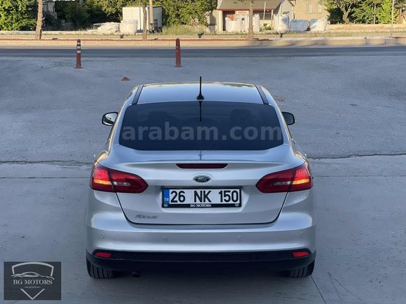 2017 FORD FOCUS 1.5 TDCİ TİTANİUM X LED MATRİX FAR OTOMATİK PARK