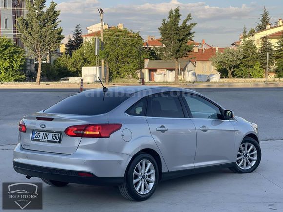 2017 FORD FOCUS 1.5 TDCİ TİTANİUM X LED MATRİX FAR OTOMATİK PARK