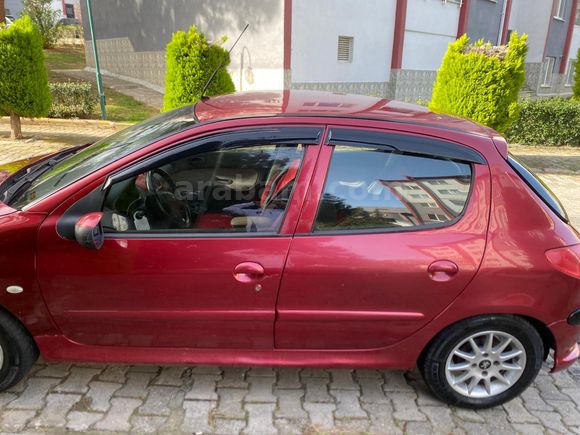 Sahibinden Peugeot 206 1.4 XT 2004 Model