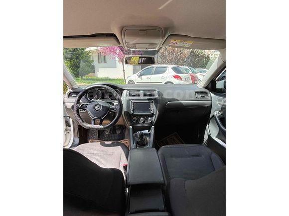 Sahibinden Volkswagen Jetta 1.6 TDi Trendline 2015 Model 