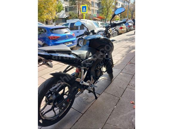 Bajaj Pulsar 150 NS