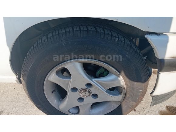 Sahibinden Renault Clio 1.4 RN 1998 Model