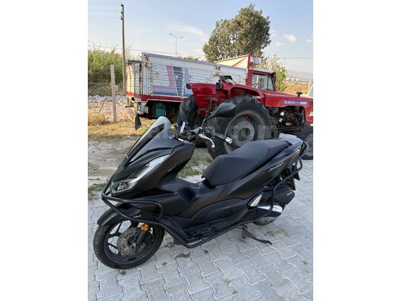 Galeriden Honda PCX125 Aydın İLK SAHİBİNDEN 