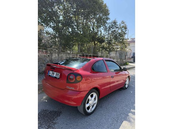 Sahibinden Renault Megane 2.0 Coupe 1998 Model Kocaeli