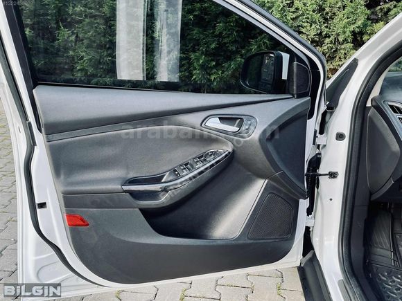 FORD FOCUS 1.5 TDCI TITANIUM POWERSHIFT 2017 MODEL