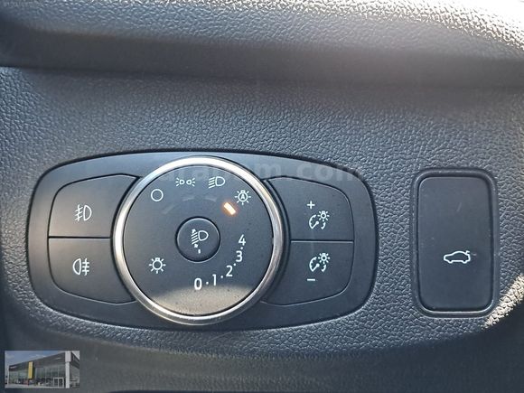 RENAULT GÜRSES'DE 2020 FORD FOCUS 1.5 TDCİ TITANIUM %0,99 KREDİ