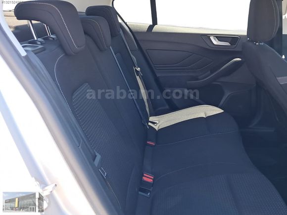 RENAULT GÜRSES'DE 2020 FORD FOCUS 1.5 TDCİ TITANIUM %0,99 KREDİ