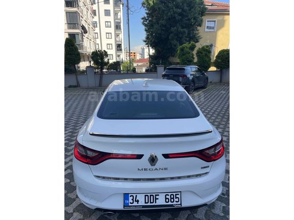 Sahibinden Renault Megane 1.5 dCi Touch 2017 Model İstanbul 160.000 km Beyaz