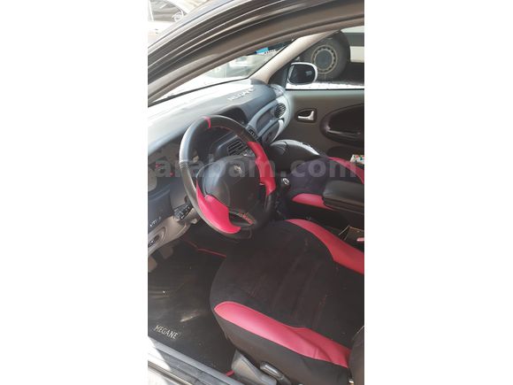 Sahibinden Renault Megane 1.6 Coupe Expression 2000 Model 