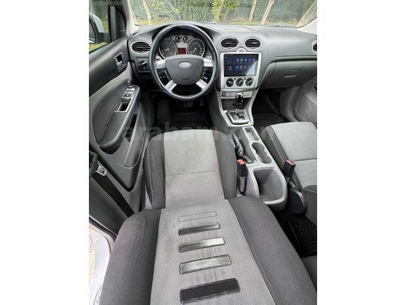 2011 FORD FOCUS COLLECTİON PAKET EMSALSİZ TEMİZLİKTE