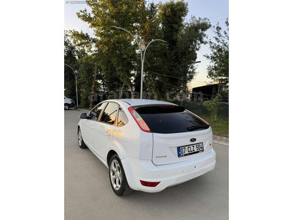 2011 FORD FOCUS COLLECTİON PAKET EMSALSİZ TEMİZLİKTE