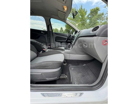 2011 FORD FOCUS COLLECTİON PAKET EMSALSİZ TEMİZLİKTE