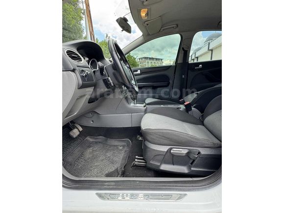 2011 FORD FOCUS COLLECTİON PAKET EMSALSİZ TEMİZLİKTE