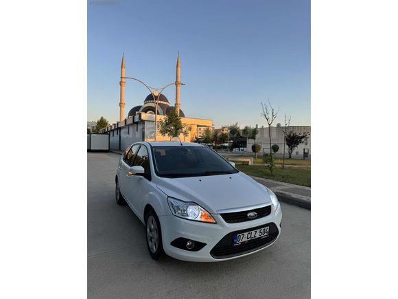 2011 FORD FOCUS COLLECTİON PAKET EMSALSİZ TEMİZLİKTE