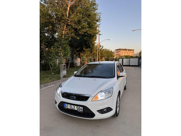 2011 FORD FOCUS COLLECTİON PAKET EMSALSİZ TEMİZLİKTE