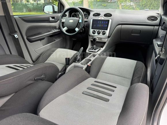 2011 FORD FOCUS COLLECTİON PAKET EMSALSİZ TEMİZLİKTE