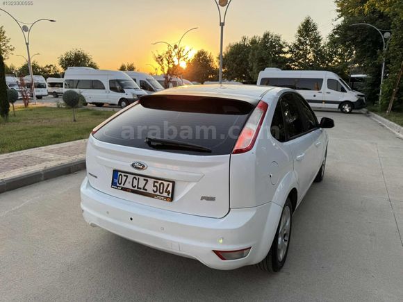 2011 FORD FOCUS COLLECTİON PAKET EMSALSİZ TEMİZLİKTE