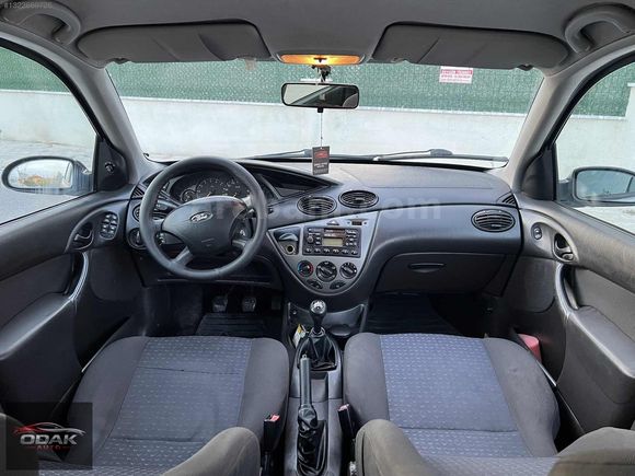 FORD FOCUS