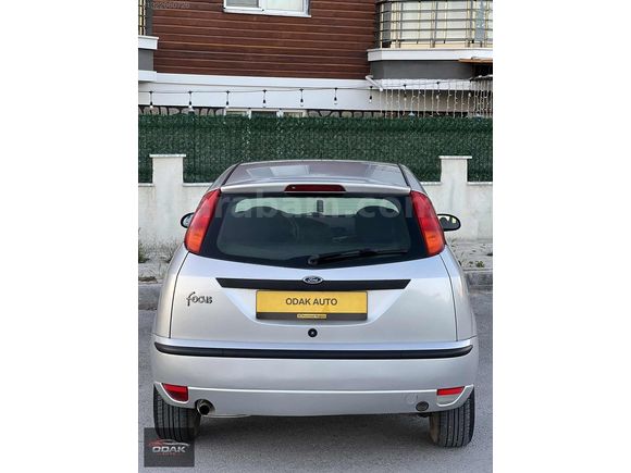 FORD FOCUS