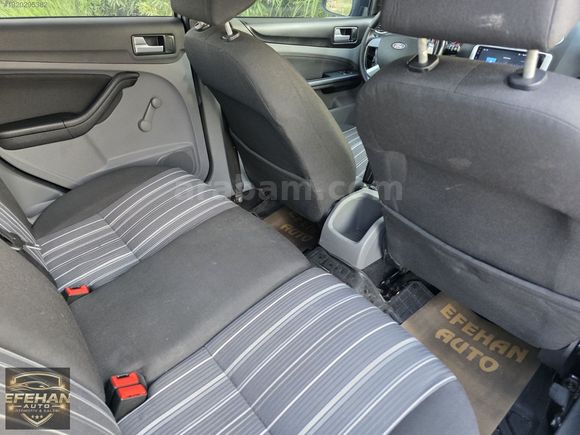 EFRHAN AUTO'DAN 2011 FOCUS DEĞİŞENSİZ