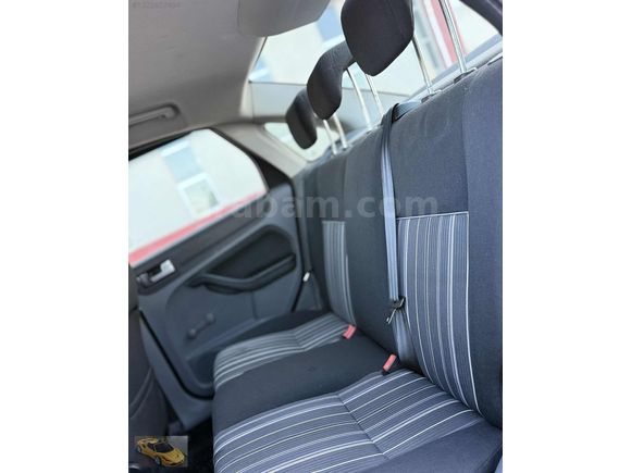 2011 MODEL BENZİN LPG DEGİŞENSİZ EMSALSİZ FORD FOCUS
