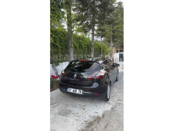 Sahibinden Renault Megane 1.5 dCi Expression 2009 Model Hatay 250.000 km Siyah