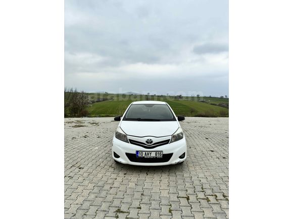 Sahibinden Toyota Yaris 1.33 Cool 2013 Model  190.000 km Beyaz