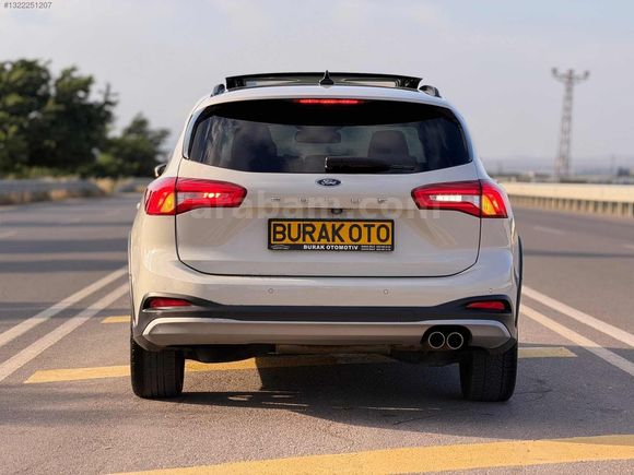 FORD FOCUS ALMAN PAKET CAM TAVAN 60 BİNDE FULL+FULL
