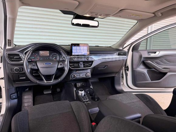 FORD FOCUS ALMAN PAKET CAM TAVAN 60 BİNDE FULL+FULL