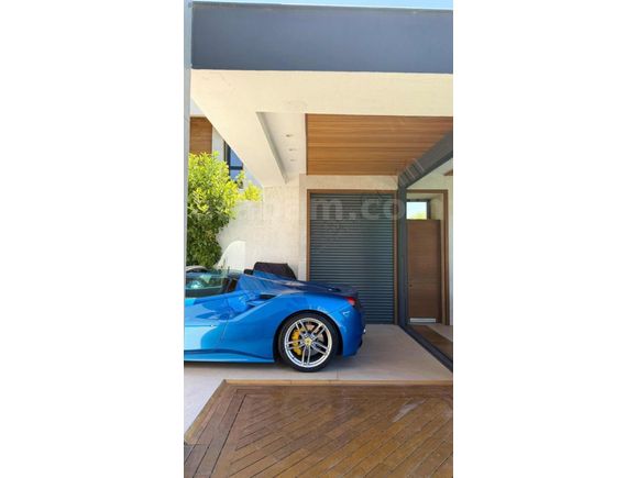 TKN MOTORS'TAN FERRARİ488 SPIDER BLUE CORSA