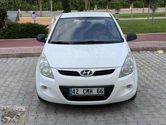 YURDUSEVEN 2011 HYUNDAİ i20 1.4 CRDİ TEAM