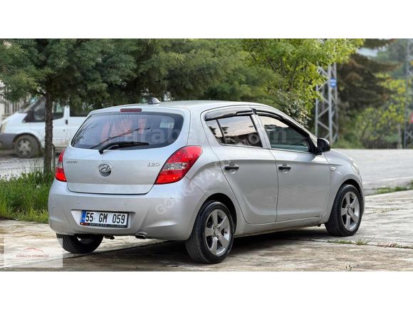 2012 MODEL HYUNDAİi201.4CRDİ