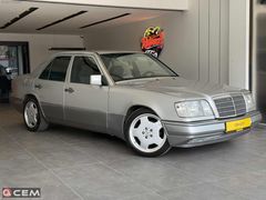 CEM AUTO'DAN MERCEDES-BENZ E220 CLASSİC ORJİNAL OTOMATİK