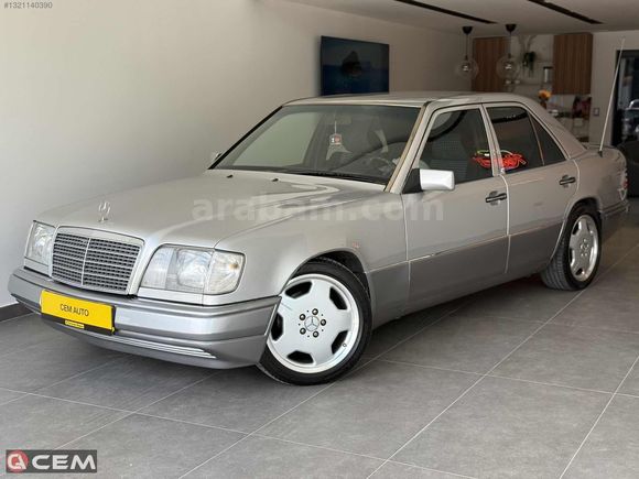 CEM AUTO'DAN MERCEDES-BENZ E220 CLASSİC ORJİNAL OTOMATİK