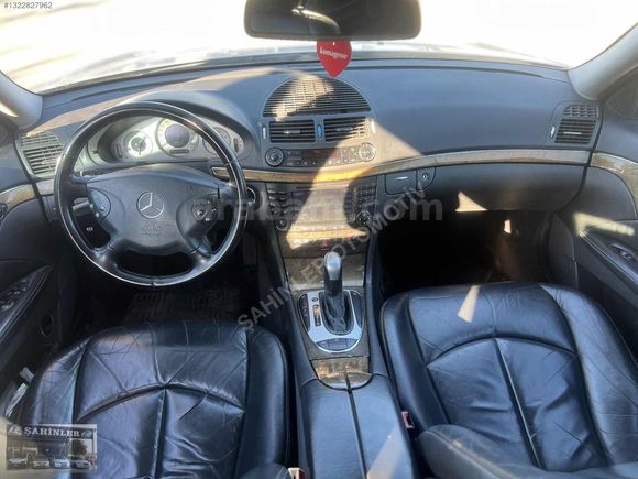 ŞAHİNLER'DEN-2004 Mercedes E320CDİ Avantgarde Orjinal Airmatic