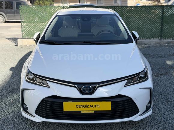 İLK SAHİBİNDEN 2022 COROLLA HYBRİD BEYAZ İÇİ BEJ SADECE 91.000KM