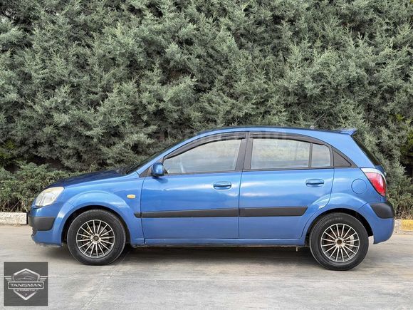 2006 KİA RİO 1.5 CRDİ DEGİŞENSİZ