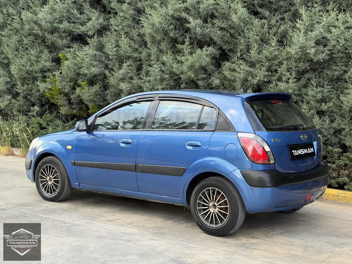 Galeriden Kia Rio 1.5 CRDi EX Comfort 2006 Model Düzce 310.000 km Mavi 5