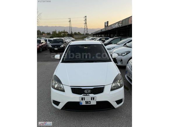 SEZGİN OTOMOTİVDEN TERTEMİZ KIA RIO 1.5 DİZEL