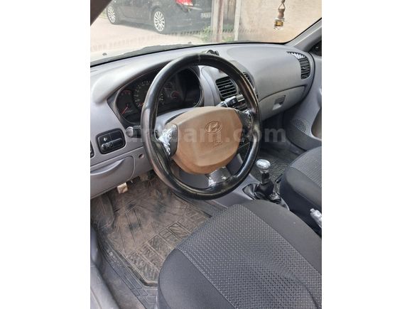 Sahibinden Hyundai Accent 1.3 Admire 2005 Model