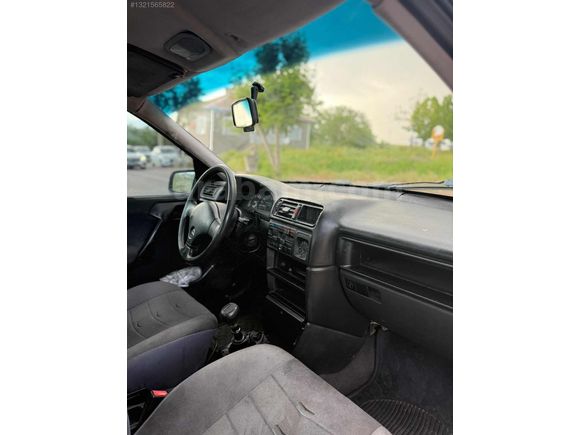 92 MODEL VECTRA A KASA 2.0 16 VALF
