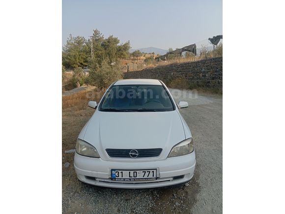Sahibinden Opel Astra 1.6 GL 2001 Model  225.000 km Beyaz