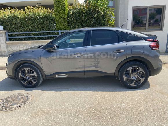 Sahibinden Citroen C4 1.2 PureTech Shine Bold 2021 Model Kapalı garaj arabası 