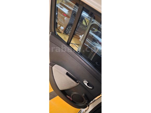 Sahibinden Renault Clio 1.5 dCi Extreme 2011 Model