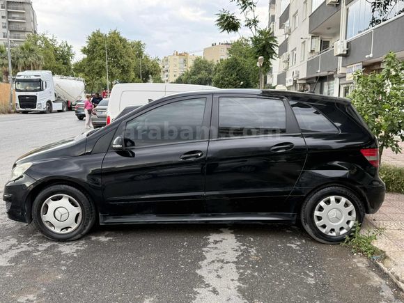 MAKAS AUTO"DAN 2011 B160 BENZİN LPG OTOMATİK TERTEMİZ