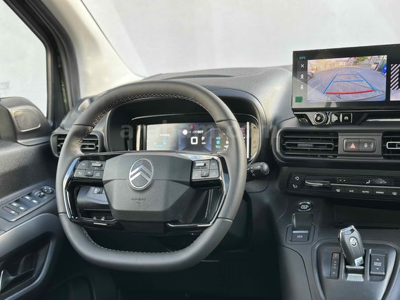 ESSA GARAGE 2025 16 BİN KM YEŞİL CAM TAVANLI HATASIZ